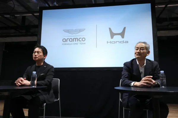 Aston Martin in crisis? Fernando Alonso torpedoes, Honda reacts