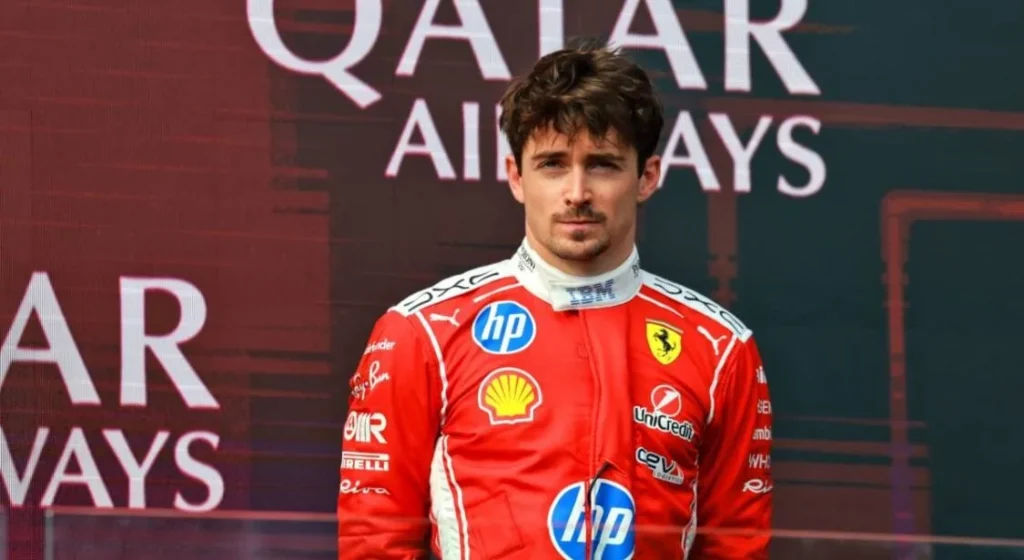 Charles Leclerc salue le