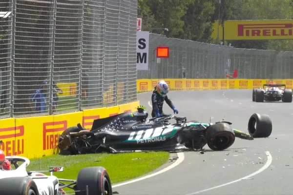 Australian GP - FP3: Mercedes strikes hard, huge crash for Antonelli