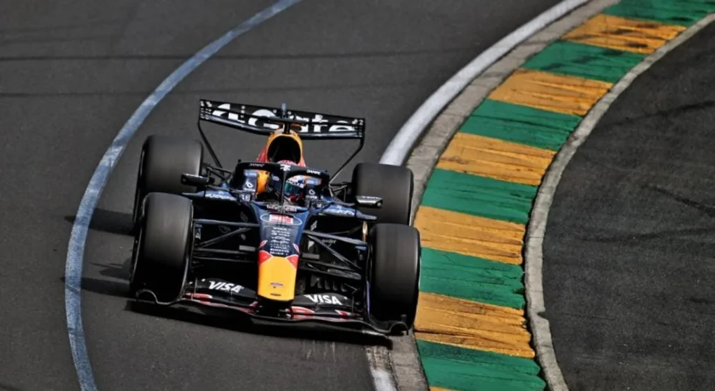 Max Verstappen compare les duels en peloton à