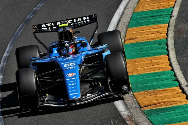 Two absentees in qualifying condemn Sainz and Stroll to the back row in Australia