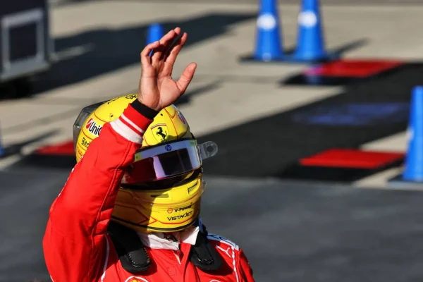 Lewis Hamilton promises to shake up Mercedes: Ferrari seriously threatens supremacy in Shanghai