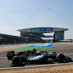 Kimi Antonelli surprises and takes his first pole in Shanghai