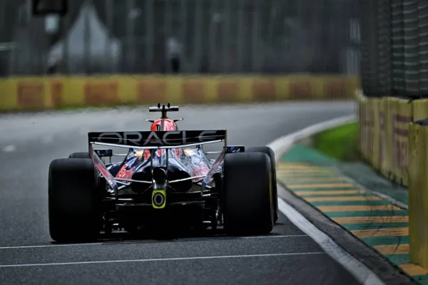 Red Bull trapped by the new F1: Verstappen and Hadjar forced to start with an empty battery