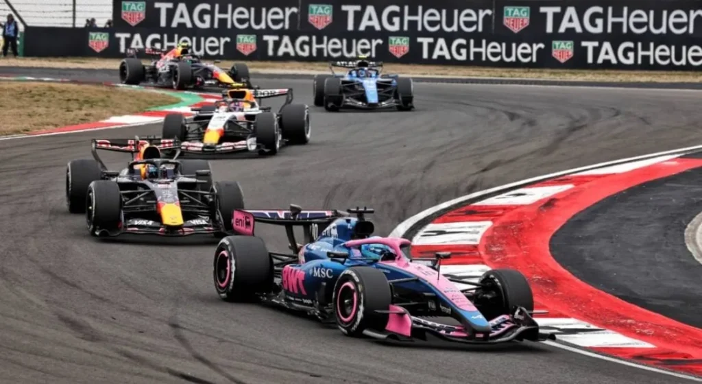 Belle course d'attaque de Pierre Gasly et Franco Colapinto