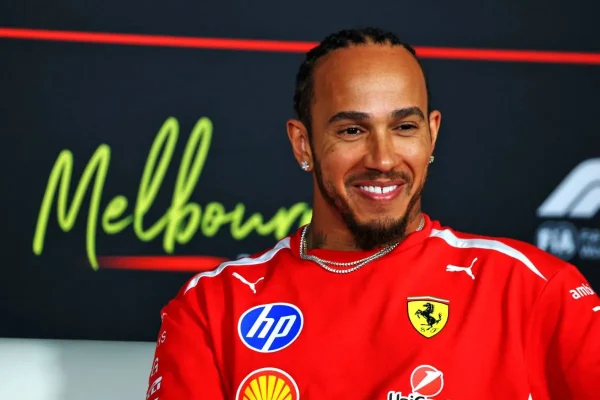 Lewis Hamilton mentions a "massively different" change at Ferrari