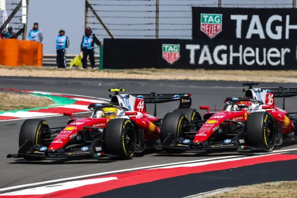 No mutual help between Ferrari drivers, notes Jacques Villeneuve