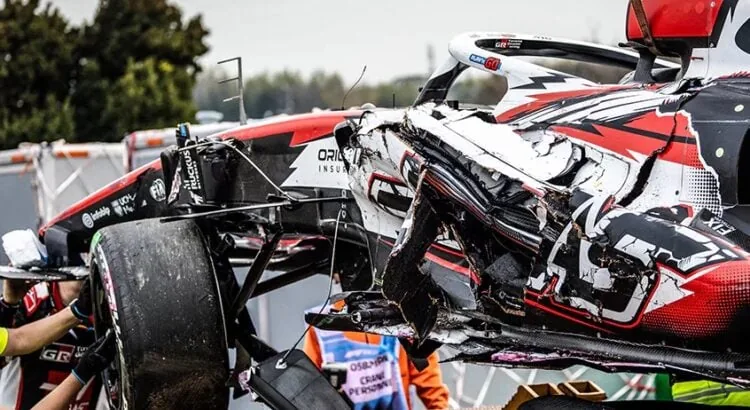 Carlos Sainz's warning after Oliver Bearman's crash