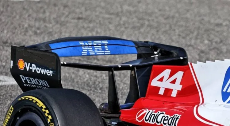 Ferrari prepares the 'Macarena' rear wing to challenge Mercedes