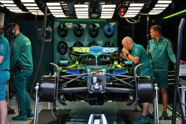 Aston Martin and Honda sent back to back: the chassis is as flawed as the engine
