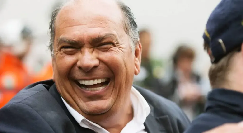 Le père de Sergio Pérez révèle son rêve de devenir président