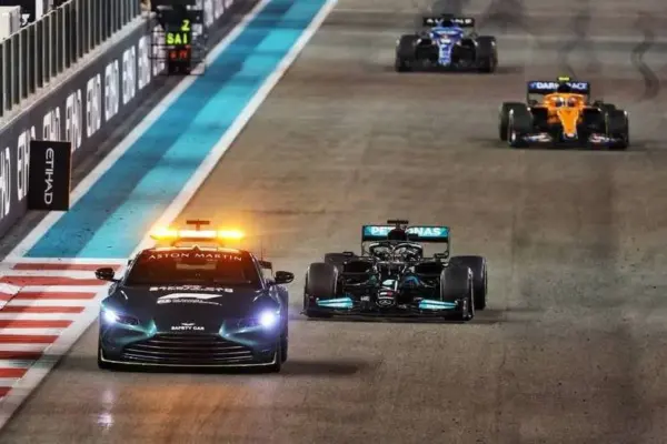 Niels Wittich revisits the 2021 Abu Dhabi final: Michael Masi fell into a trap