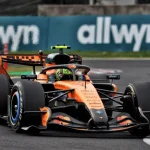 Lando Norris points to a strange dilemma regarding Lewis Hamilton