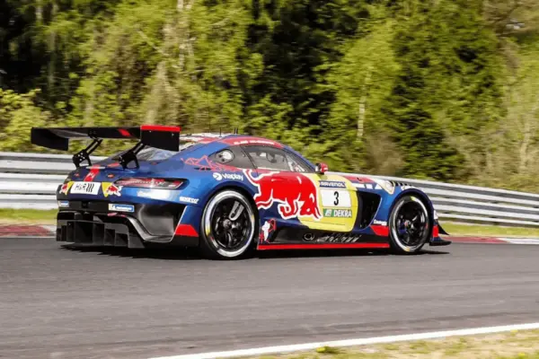 Nürburgring : Max Verstappen denied victory after a mechanical misfortune