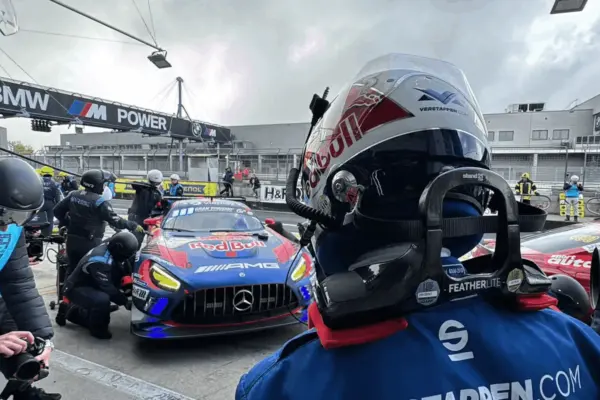 Nürburgring : Max Verstappen surprised by an unexpected breakdown on his Mercedes