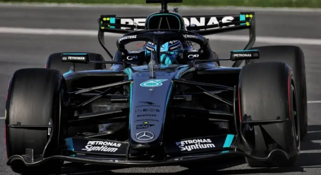 George Russell snatches pole at the last moment against Antonelli in Montreal