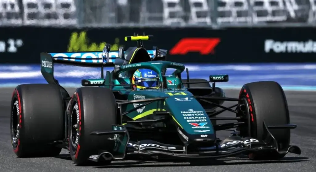 Aston Martin on the brink: rain as the last hope in Miami?