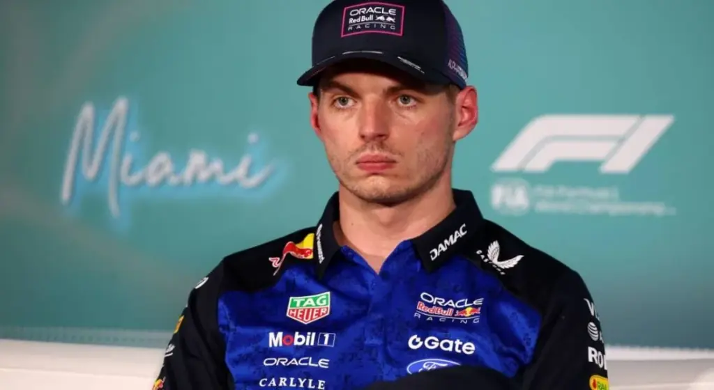 Verstappen pushed towards Ferrari: 