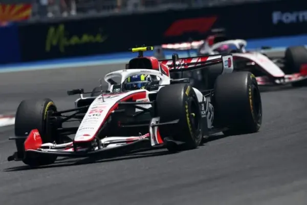 Haas F1 aims for Q3 in Canada with its evolved VF-26 with the ambition to score points