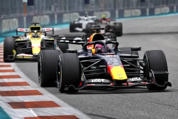 Max Verstappen responds to Sainz: "It was a jungle" in Miami