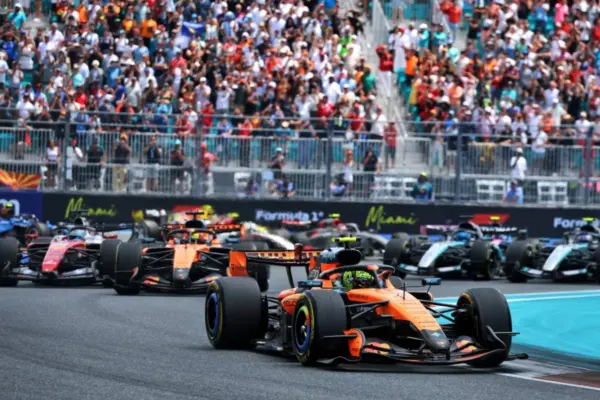 McLaren stuns the competition in Miami: authoritative one-two and untouchable Norris