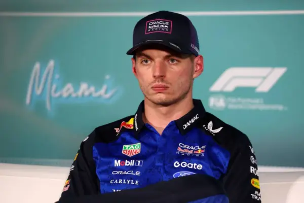 Verstappen pushed towards Ferrari: "He would be more comfortable than with Mercedes"