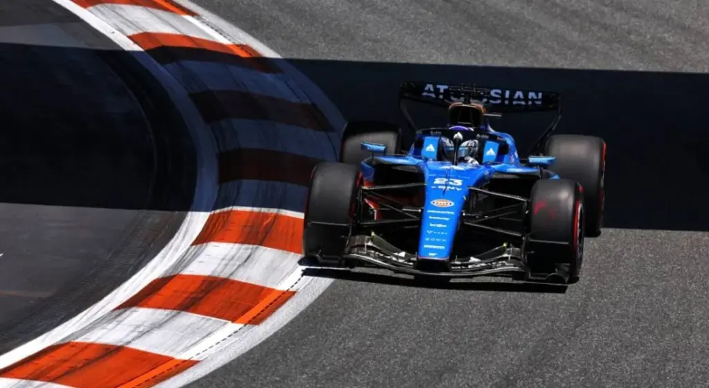 Williams strikes again at Mercedes with a new strategic transfer