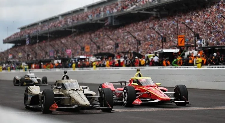 Felix Rosenqvist (MSR) edges out David Malukas (Penske) in the sprint