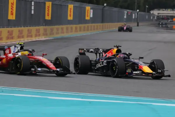 McLaren responds sharply to Lewis Hamilton after his theory on the developments