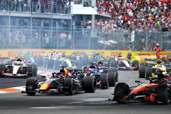 Red Bull wide opens the door to the return of V8 engines in F1