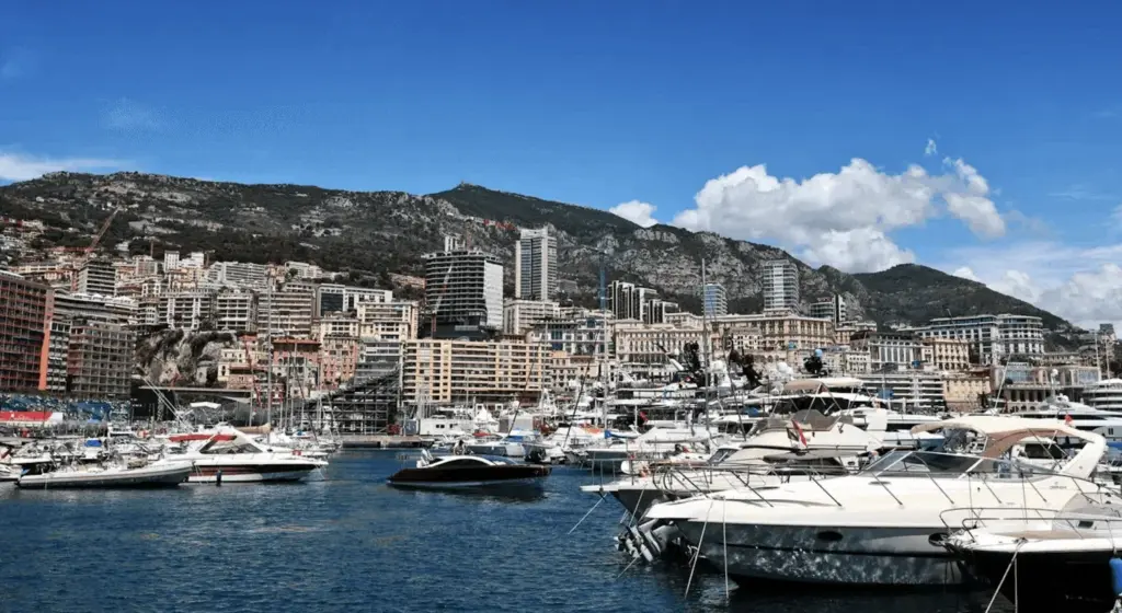 A Formula 1 world champion among the few drivers to have finished in the port of Monaco