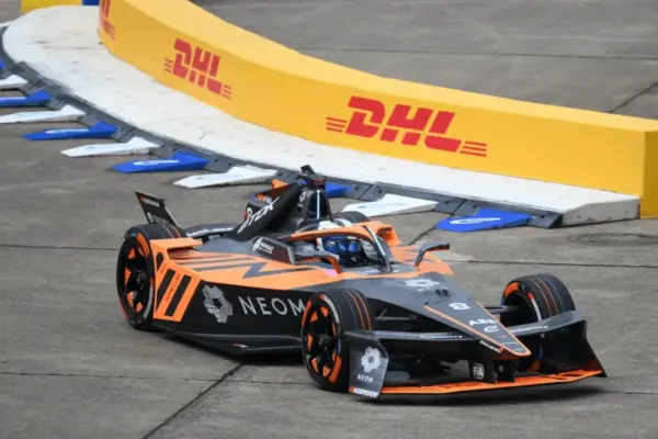McLaren sanctioned: a record fine for exceeding the budget cap