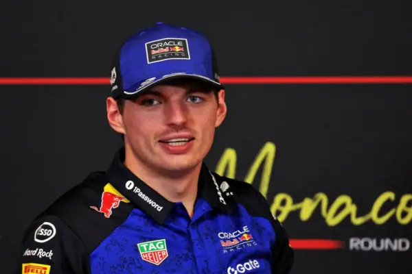 Max Verstappen tempers Red Bull: no contract extension on the horizon