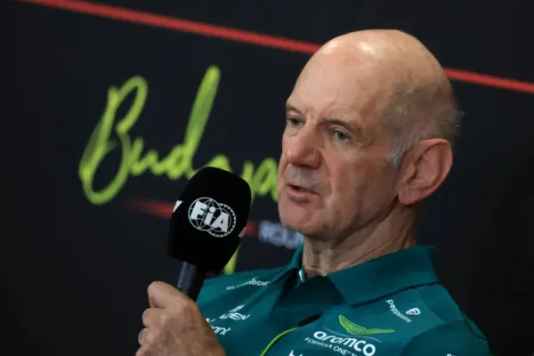 Adrian Newey evades rumors about Horner, but opens the door to adjustments at Aston Martin