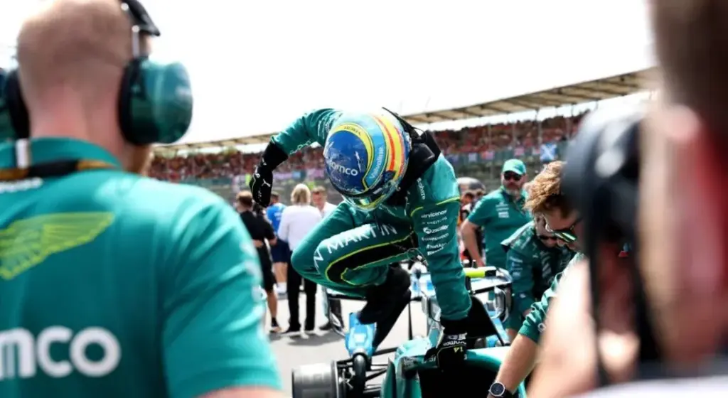 Fernando Alonso remplacé en essais libres à Spa par le jeune Jak Crawford