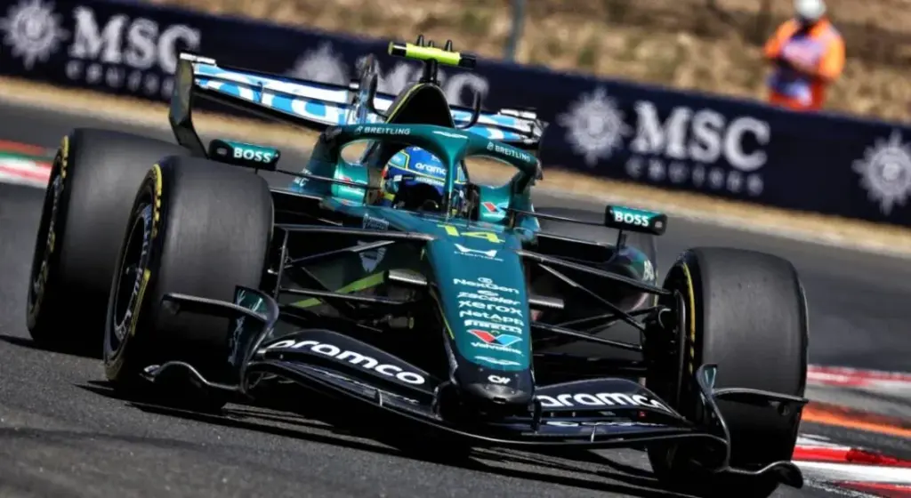 Fernando Alonso shows his support for Honda after Aston Martin's progress