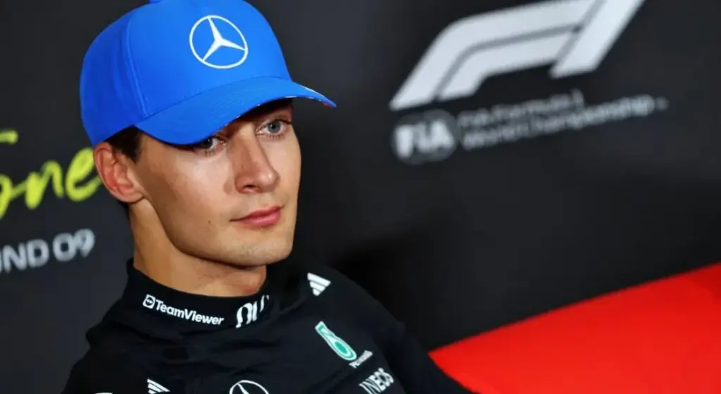 George Russell reacts to Carlos Sainz's shocking proposal for qualifying