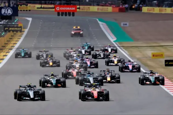 Guenther Steiner calls for permanent stewards and AI assistance in Formula 1
