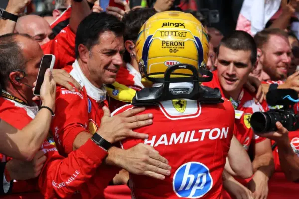 Lewis Hamilton calms expectations: "I'm not thinking about the championship"