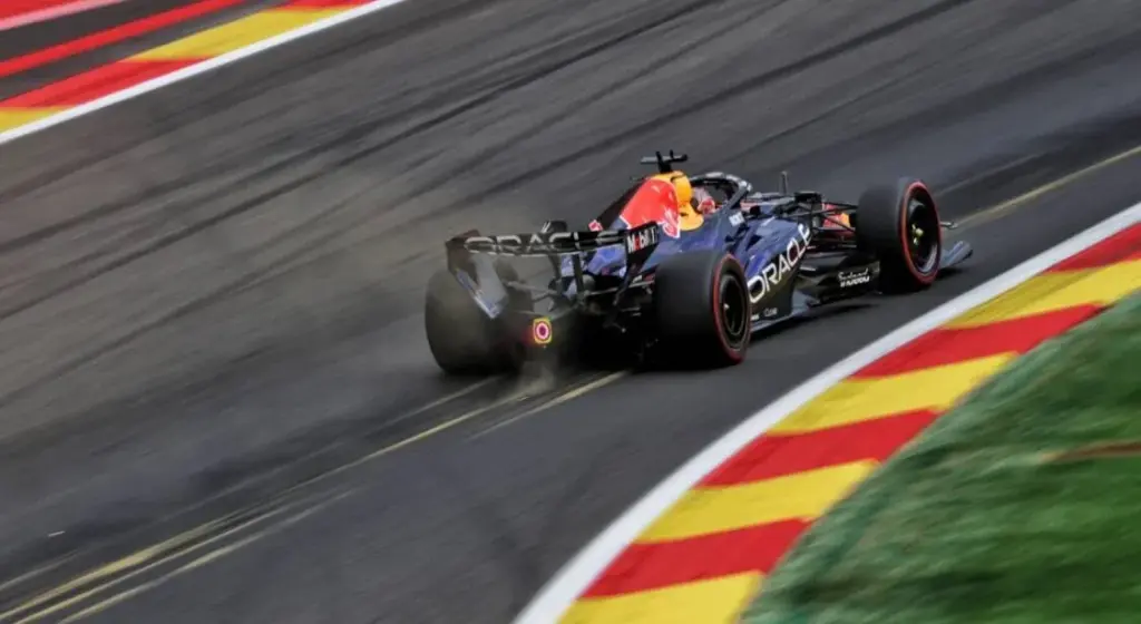 Red Bull announces a solution after Verstappen's worrying wing problems