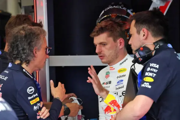Max Verstappen explains his anger on the radio after a problem deemed "unacceptable" at Red Bull