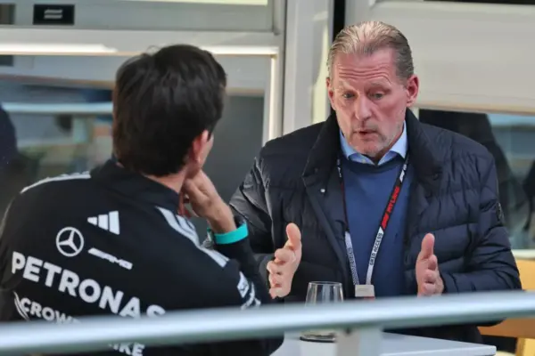 Guenther Steiner : "Toto Wolff is too clever to bother with the Verstappen clan"