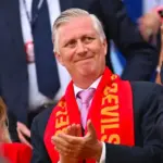 Le roi des Belges remettra la coupe au vainqueur sur le podium du Grand Prix