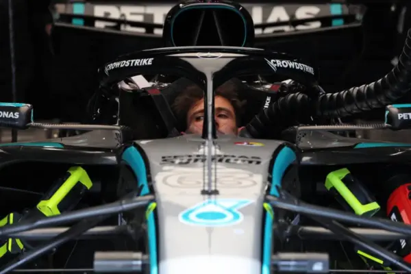 Mercedes faces a strategic choice: an engine penalty looms for Russell and Antonelli