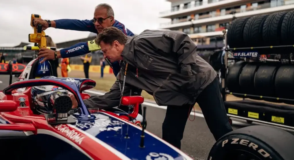 Freddie Slater moves to F2 with Invicta Racing