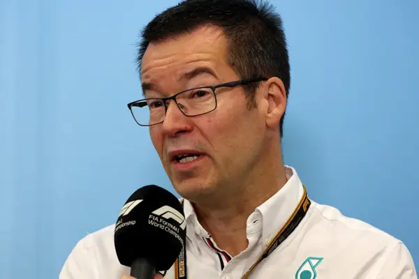 Alpine entrusts its technical keys to the architect of the Mercedes "zero ponton"