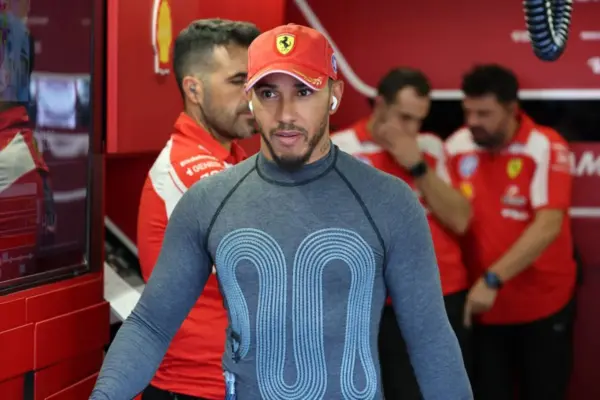 Lewis Hamilton firmly denies rumors of tensions at Ferrari