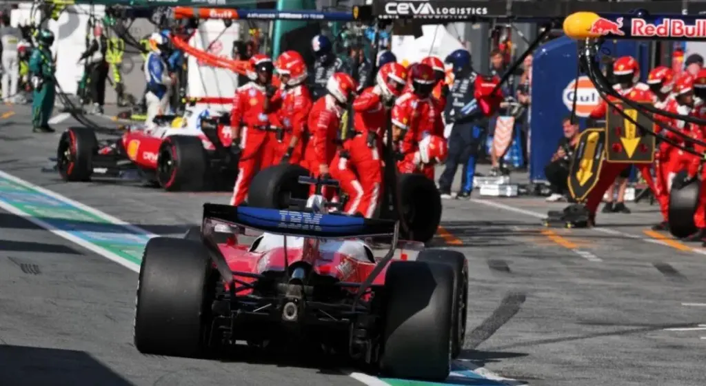 Communication et stratégie, les points faibles de la Scuderia